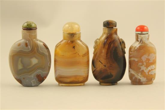 Four Chinese agate and chalcedony snuff bottles, 1850-1950, 5.1 - 5.7cm